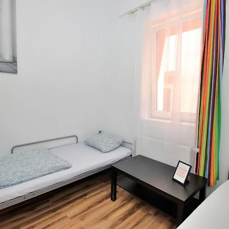 Hostel Cinnamon *
