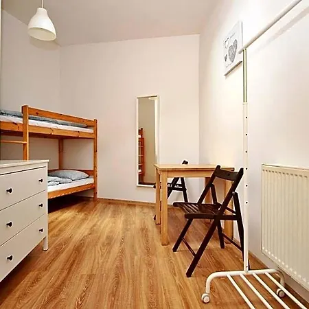 Hostel Cinnamon *